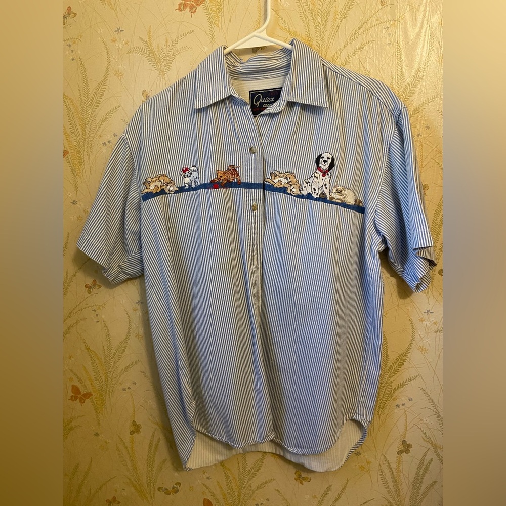 *SOLD* Let’s Quizz Again New York Cats and Dogs Button up Vintage